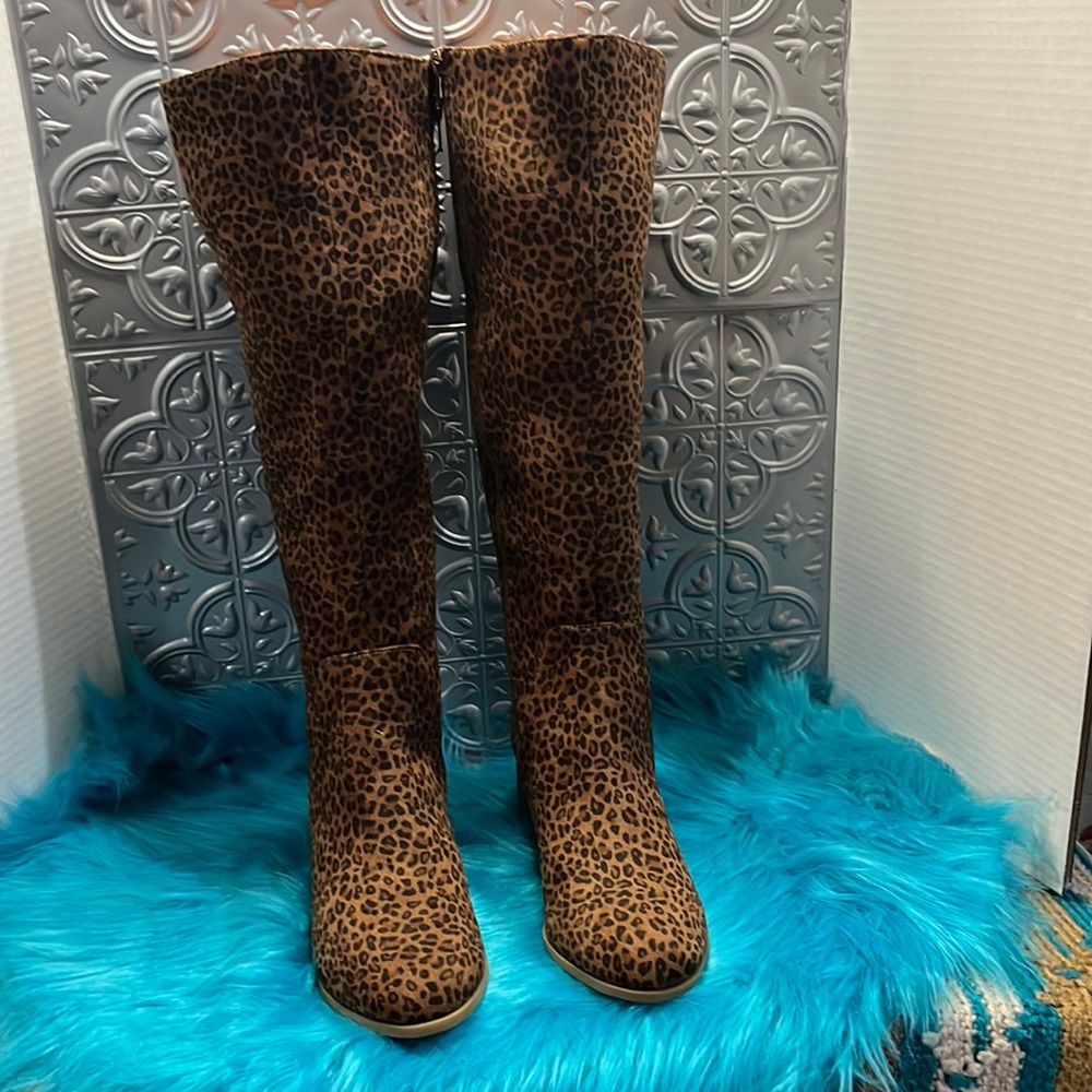 Universal Thread Leopard Print Knee High Boots Si… - image 2